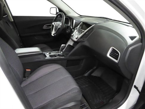 Used 2015 Chevrolet Equinox LT w/ Driver Convenience Package image 22