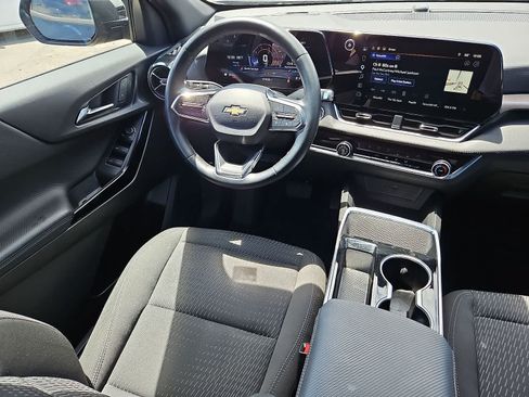 Certified 2025 Chevrolet Equinox LT FWD image 10
