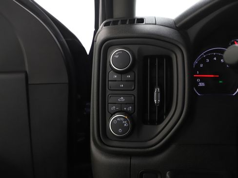 Used 2023 Chevrolet Silverado 2500 Custom w/ Custom Convenience Package AWD/4WD image 24