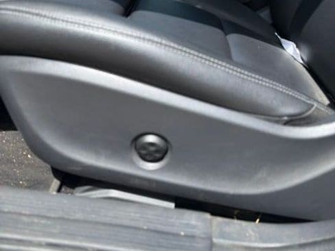Used 2018 Mercedes-Benz GLA 250 4MATIC image 14