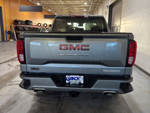 Used 2025 GMC Sierra 1500 Elevation image 4