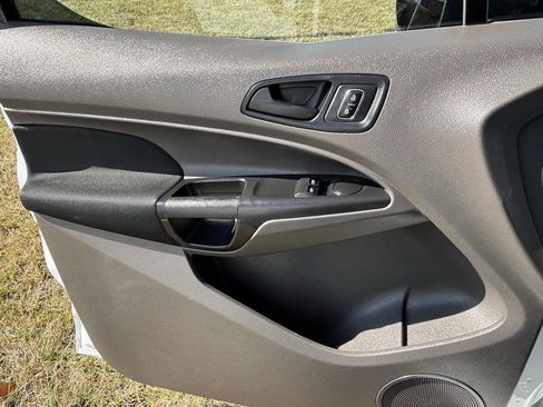 Used 2019 Ford Transit Connect XL image 13