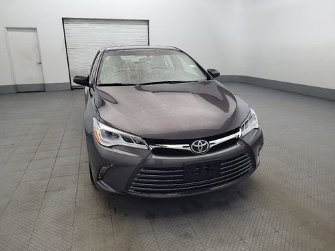 Used 2015 Toyota Camry XLE image 14