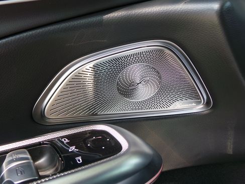 Used 2026 Mercedes-Benz E 53 AMG e 4MATIC Sedan image 32