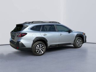 New 2025 Subaru Outback Premium video 3