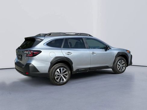 New 2025 Subaru Outback Premium image 3