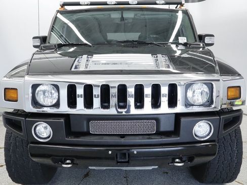 Used 2004 HUMMER H2 w/ Preferred Equipment Group AWD/4WD image 11