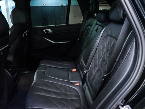Used 2026 BMW X5 xDrive40i w/ Premium Package AWD/4WD image 18