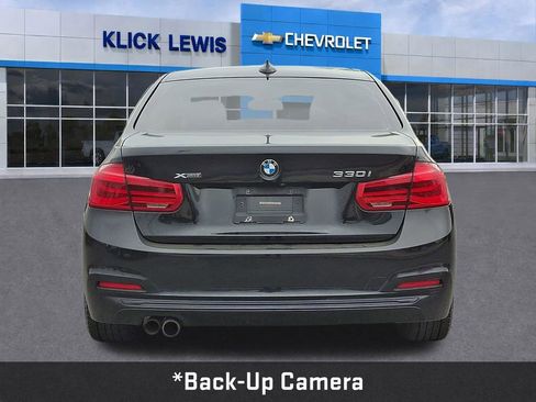 Used 2018 BMW 330i xDrive Sedan w/ Convenience Package image 7