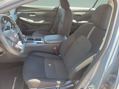 Used 2025 Nissan Sentra SV FWD image 19