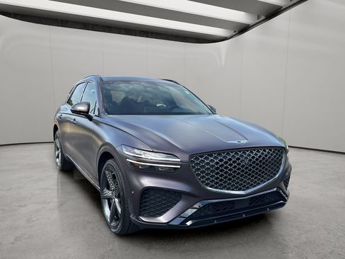 Certified 2023 Genesis GV70 2.5T w/ Sport Prestige Package AWD/4WD image 7