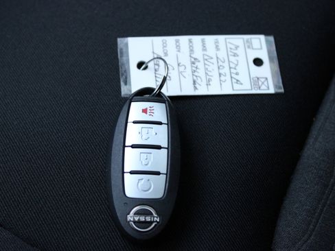 Certified 2022 Nissan Pathfinder SV image 35