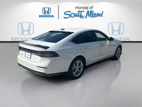 Certified 2024 Honda Accord LX image 7