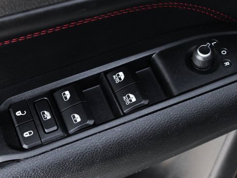 Used 2022 Jeep Compass Trailhawk w/ Trailhawk Convenience Group image 14