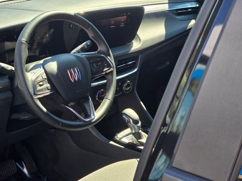 Certified 2025 Buick Encore GX Preferred image 24