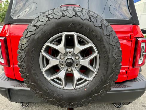 Used 2022 Ford Bronco Badlands AWD/4WD image 15
