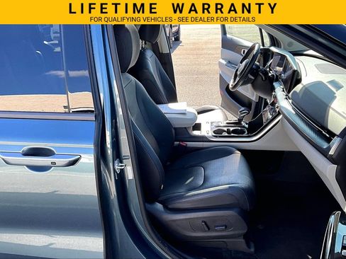 Used 2024 Kia Carnival SX Prestige FWD image 7