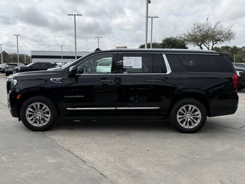 Used 2024 GMC Yukon XL SLT image 8