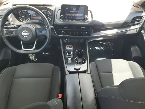 Used 2023 Nissan Rogue S image 13