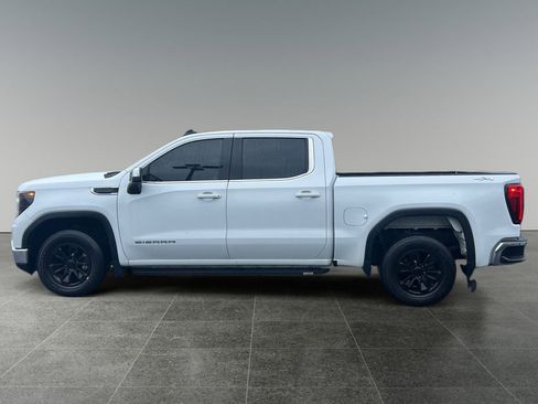 Used 2022 GMC Sierra 1500 SLE image 4