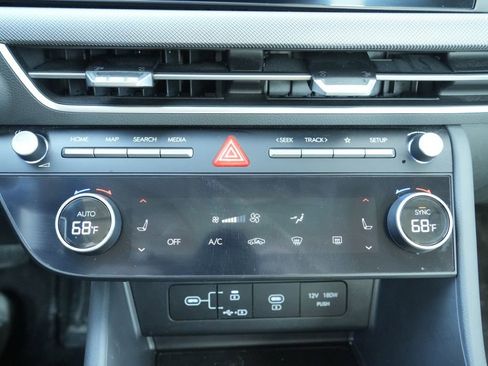 Certified 2024 Hyundai Sonata SEL image 31