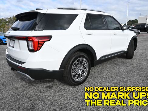 New 2026 Ford Explorer Platinum RWD image 3