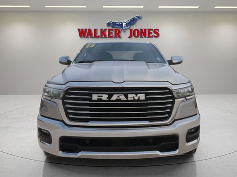 Used 2025 RAM 1500 Laramie image 8