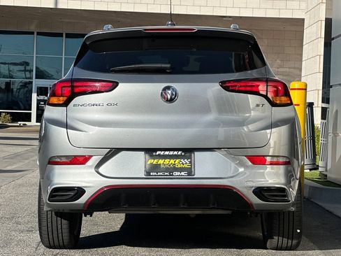 Used 2023 Buick Encore GX Select w/ Sport Touring Package image 5