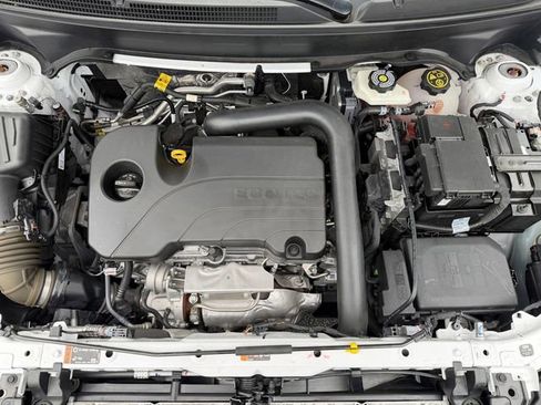 Used 2023 Chevrolet Equinox LS FWD image 38