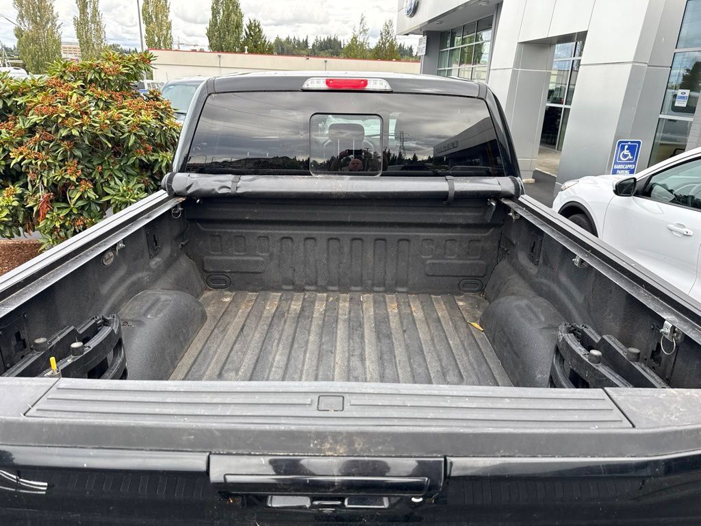 Used 2016 Ford F150 Lariat w/ Equipment Group 502A Luxury AWD/4WD image 10