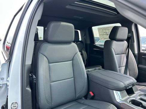 New 2026 GMC Sierra 1500 SLT w/ SLT Premium Package AWD/4WD image 41