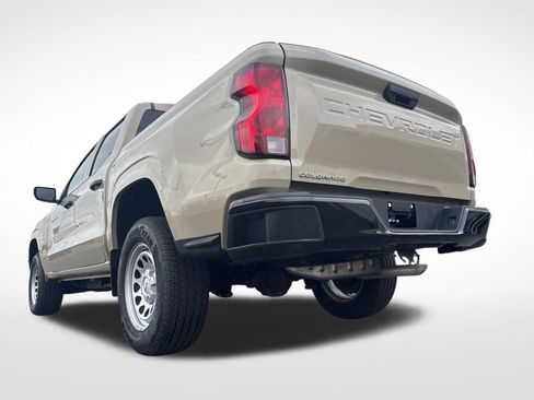 Used 2024 Chevrolet Colorado W/T RWD image 10
