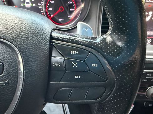 Used 2020 Dodge Charger SXT AWD/4WD image 43