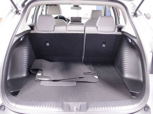 Certified 2025 Honda HR-V LX image 22