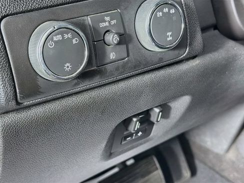 Used 2014 Chevrolet Silverado 2500 LTZ AWD/4WD image 10