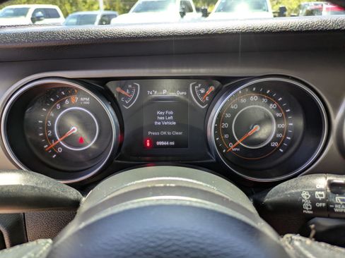 Used 2019 Jeep Wrangler Unlimited Sport S AWD/4WD image 19
