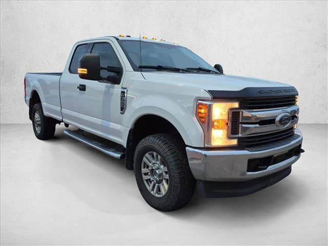 Used 2019 Ford F350 XLT w/ FX4 Off-Road Package AWD/4WD image 3