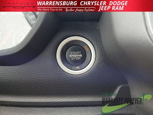 Used 2020 RAM 1500 Laramie AWD/4WD image 29