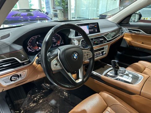 Used 2020 BMW 740i xDrive w/ Cold Weather Package AWD/4WD image 38