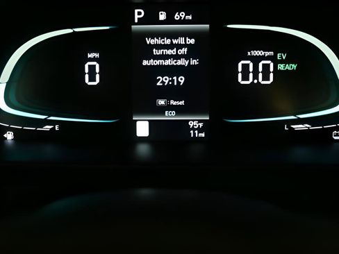 New 2025 Hyundai Elantra Blue image 17