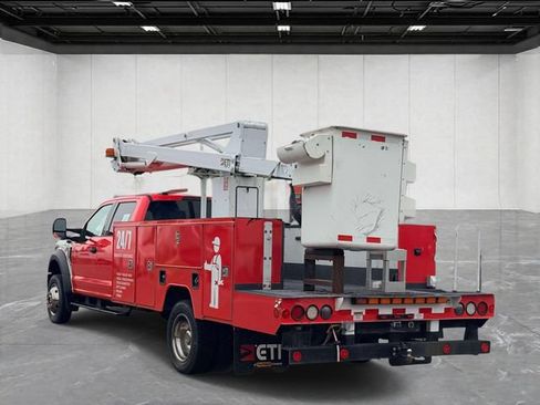 Used 2020 Ford F550 4x4 Crew Cab Super Duty w/ XLT Value Package image 7