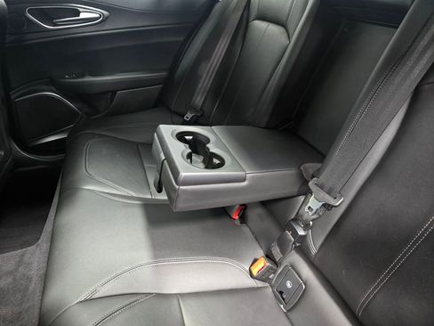 Used 2021 Alfa Romeo Giulia Sprint w/ Nero Edizione image 34