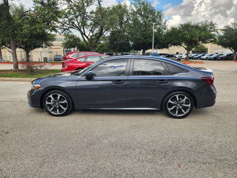 Used 2026 Honda Civic Sport Touring image 4