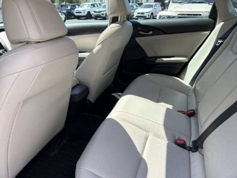Used 2021 Honda Insight Touring image 16