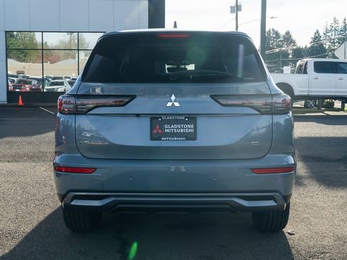 New 2026 Mitsubishi Outlander Trail Edition image 5
