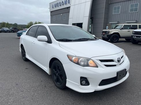 Used 2012 Toyota Corolla S FWD image 4
