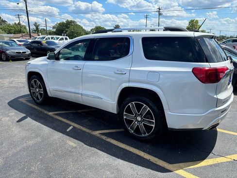 Used 2017 GMC Acadia Denali w/ Technology Package FWD image 6