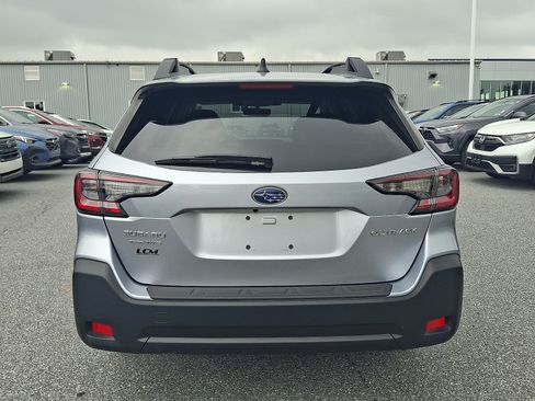 Certified 2024 Subaru Outback Premium AWD/4WD image 5