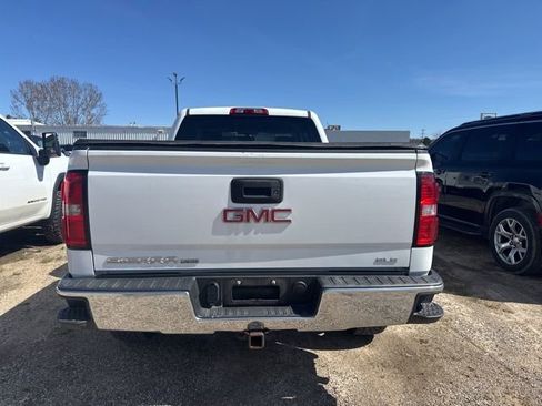 Used 2019 GMC Sierra 1500 SLE w/ SLE Value Package image 5