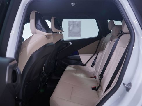 Used 2025 BMW X3 xDrive30i w/ M Sport Package image 9